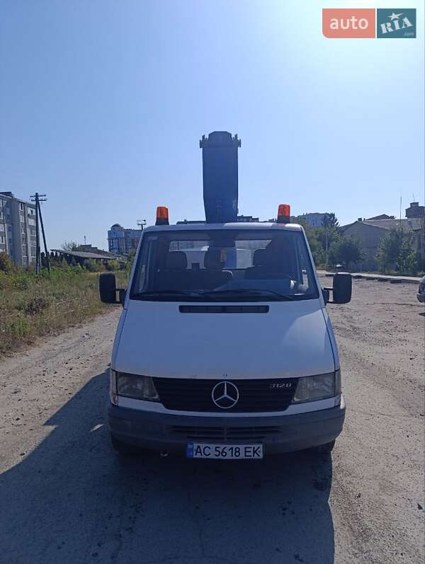 Автовышка Mercedes-Benz Sprinter 2000 в Луцке