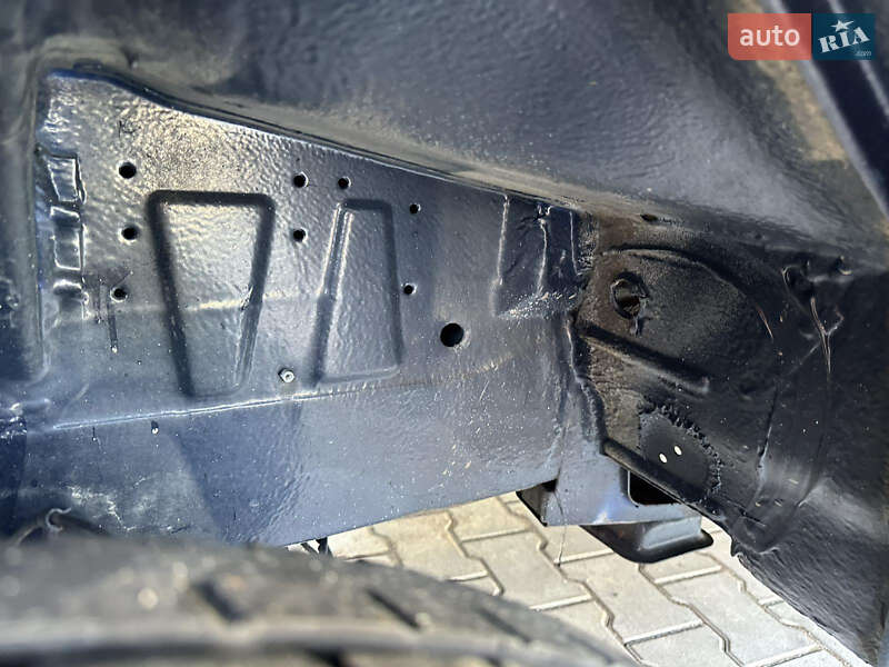 Для перевезення тварин Mercedes-Benz Sprinter 2002 в Бориславі