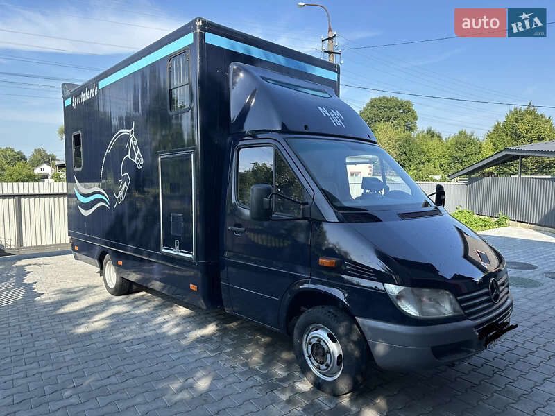 Для перевезення тварин Mercedes-Benz Sprinter 2002 в Бориславі