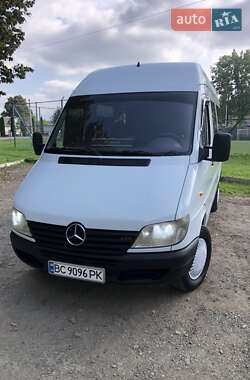 Вантажопасажирський фургон Mercedes-Benz Sprinter 2000 в Самборі