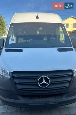 Грузовой фургон Mercedes-Benz Sprinter 2018 в 
