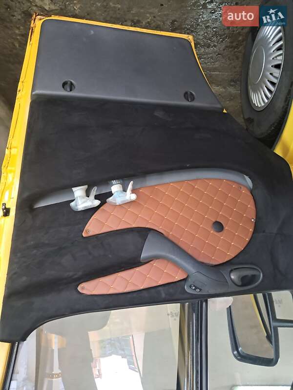 Микроавтобус Mercedes-Benz Sprinter 2003 в Хусте