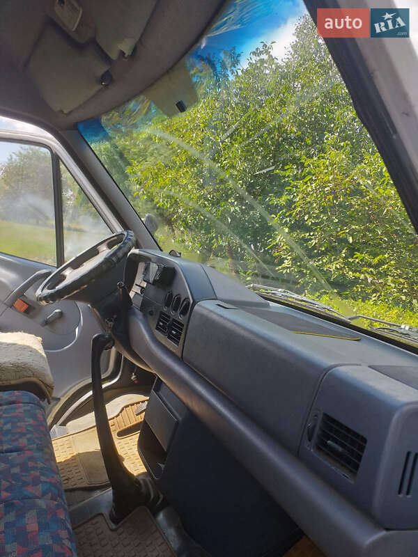 Вантажний фургон Mercedes-Benz Sprinter 1995 в Києві фото 7 Вантажний фургон Mercedes-Benz Sprinter 1995 в Києві