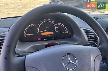 Грузовой фургон Mercedes-Benz Sprinter 2005 в 