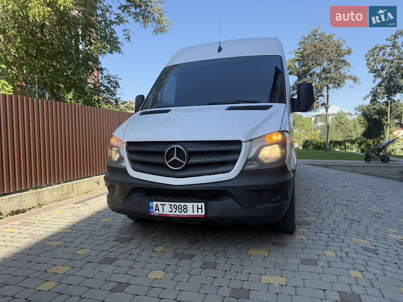 Вантажний фургон Mercedes-Benz Sprinter 2015 в Коломиї фото 2 Вантажний фургон Mercedes-Benz Sprinter 2015 в Коломиї