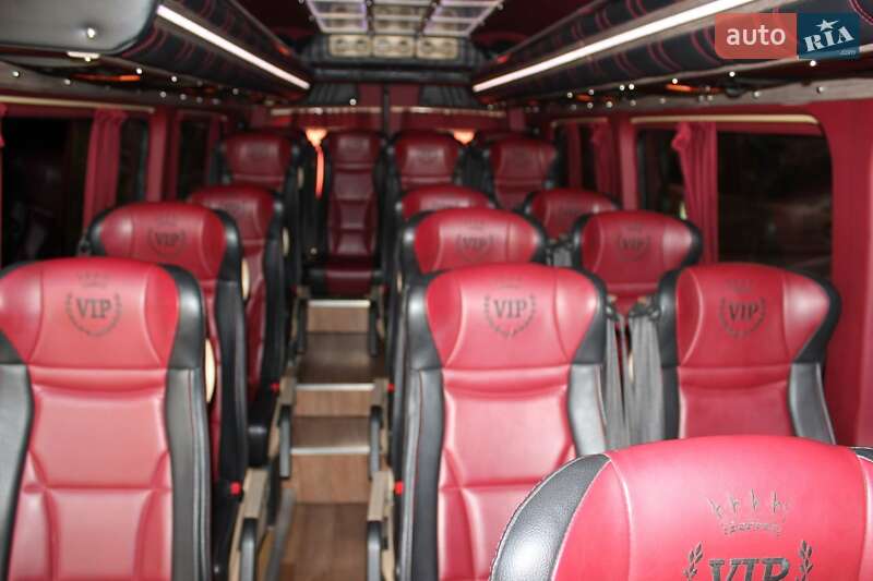 Туристичний / Міжміський автобус Mercedes-Benz Sprinter 2016 в Кривому Розі