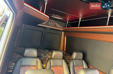 Мікроавтобус Mercedes-Benz Sprinter 2000 в  фото 15 Мікроавтобус Mercedes-Benz Sprinter 2000 в
