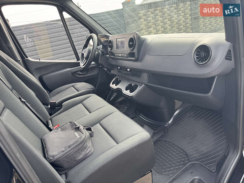 Вантажний фургон Mercedes-Benz Sprinter 2021 в Дубні