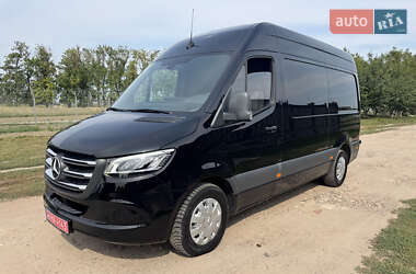 Грузовой фургон Mercedes-Benz Sprinter 2021 в  фото 56 Грузовой фургон Mercedes-Benz Sprinter 2021 в