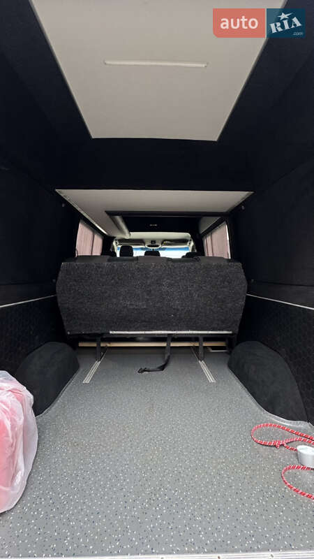 Грузопассажирский фургон Mercedes-Benz Sprinter 2006 в Ивано-Франковске