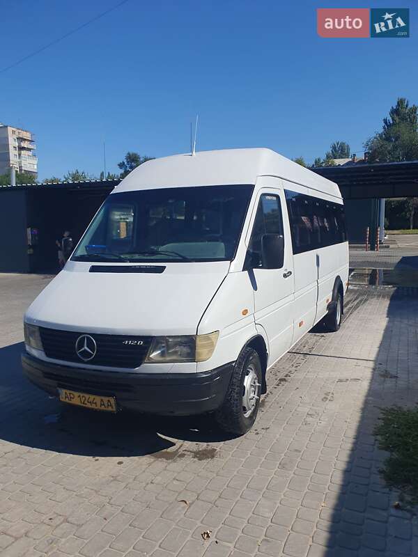 Пригородный автобус Mercedes-Benz Sprinter 1999 в 