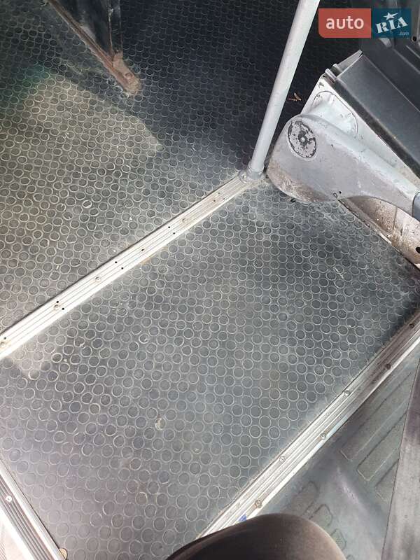 Приміський автобус Mercedes-Benz Sprinter 1999 в Запоріжжі