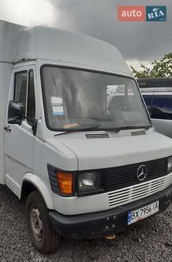Грузовой фургон Mercedes-Benz Sprinter 1994 в 