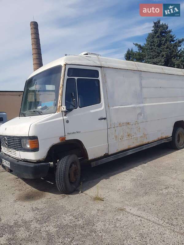 Рефрижератор Mercedes-Benz Sprinter 1998 в Золотоноше