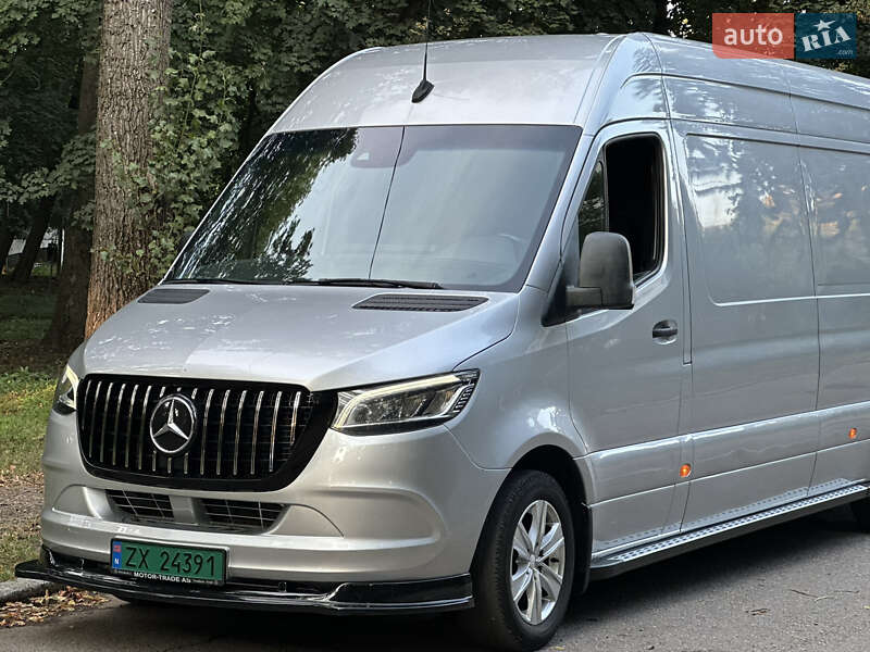 Грузовой фургон Mercedes-Benz Sprinter 2018 в Черновцах