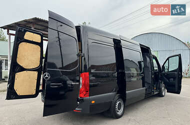 Грузовой фургон Mercedes-Benz Sprinter 2019 в 