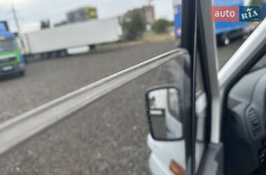 Микроавтобус Mercedes-Benz Sprinter 2006 в 