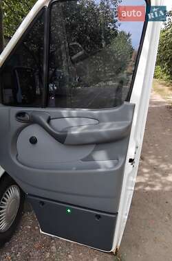 Грузопассажирский фургон Mercedes-Benz Sprinter 2001 в 
