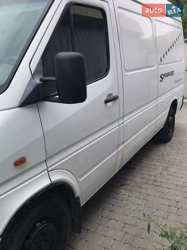 Грузовой фургон Mercedes-Benz Sprinter 2002 в Каменец-Подольском