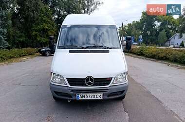 Вантажний фургон Mercedes-Benz Sprinter 2005 в 