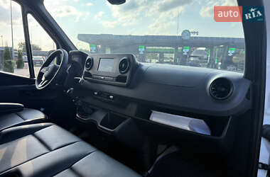 Грузовой фургон Mercedes-Benz Sprinter 2021 в 