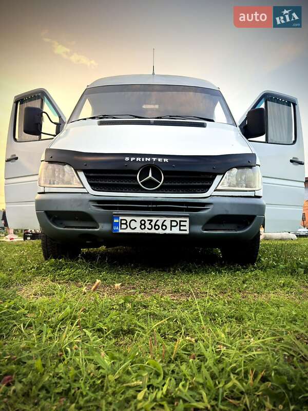 Микроавтобус Mercedes-Benz Sprinter 2004 в Бориславе