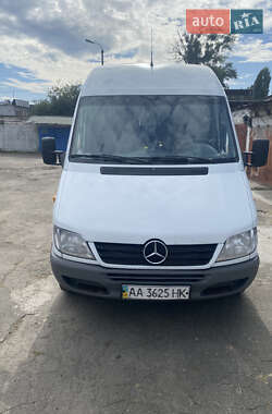 Вантажний фургон Mercedes-Benz Sprinter 2005 в Києві