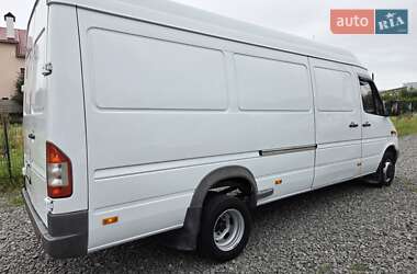 Грузовой фургон Mercedes-Benz Sprinter 2005 в 