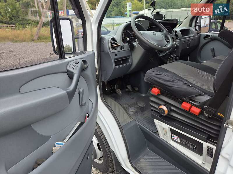 Грузовой фургон Mercedes-Benz Sprinter 2005 в Хмельницком