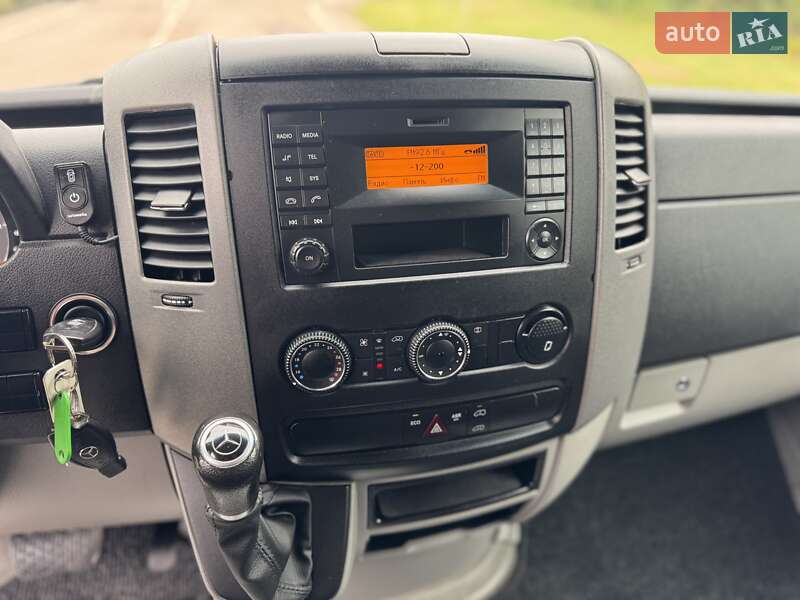 Грузовой фургон Mercedes-Benz Sprinter 2017 в Дубно фото 38 Грузовой фургон Mercedes-Benz Sprinter 2017 в Дубно