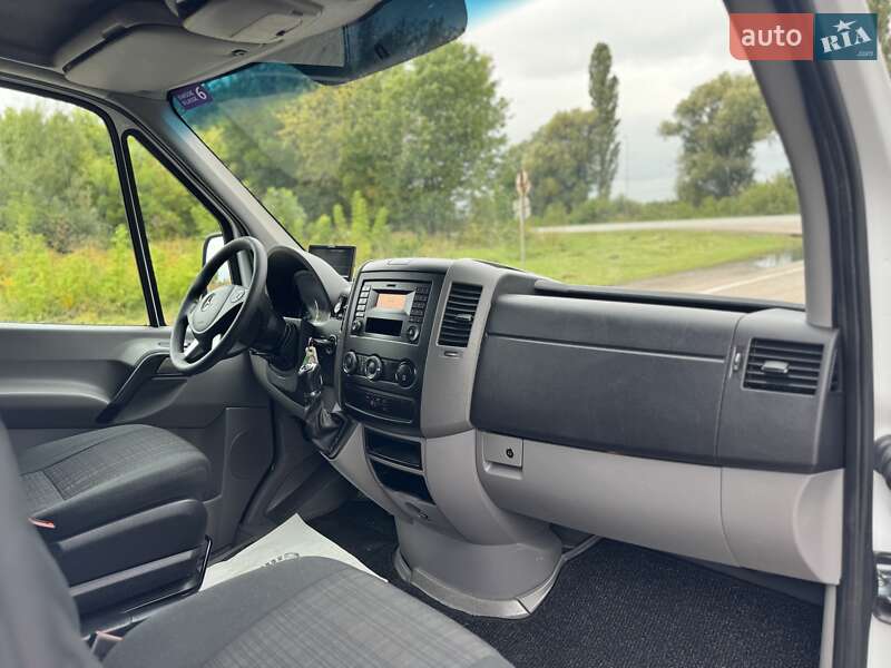 Грузовой фургон Mercedes-Benz Sprinter 2017 в Дубно фото 70 Грузовой фургон Mercedes-Benz Sprinter 2017 в Дубно