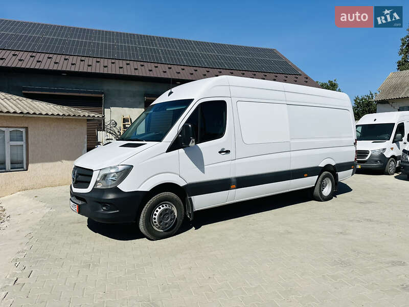 Грузовой фургон Mercedes-Benz Sprinter 2017 в 