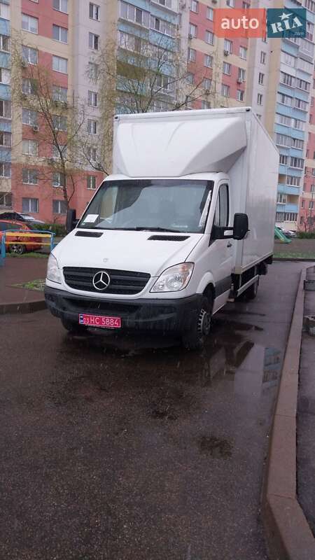 Mercedes-Benz Sprinter 2012