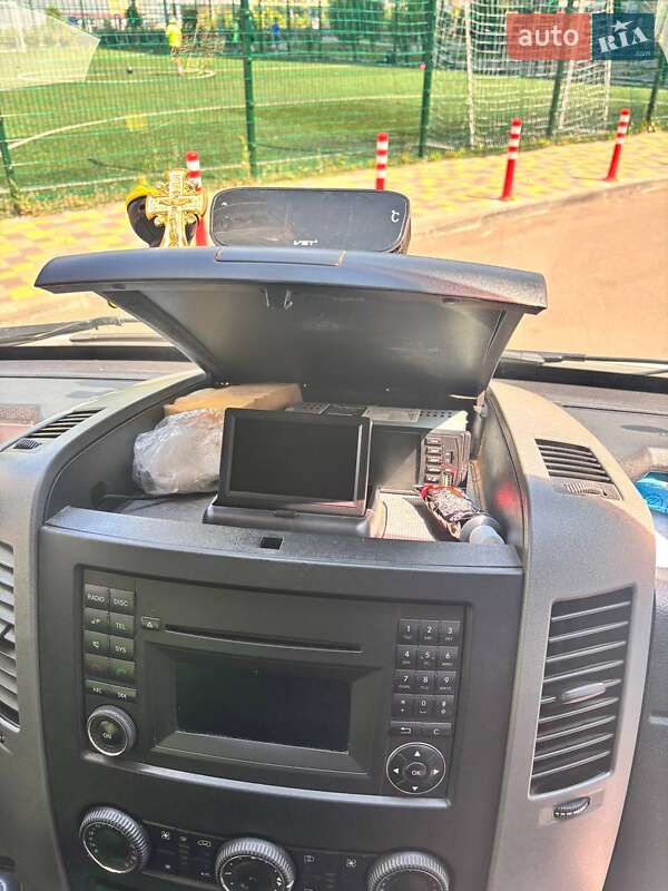 Микроавтобус Mercedes-Benz Sprinter 2011 в Киеве фото 16 Микроавтобус Mercedes-Benz Sprinter 2011 в Киеве