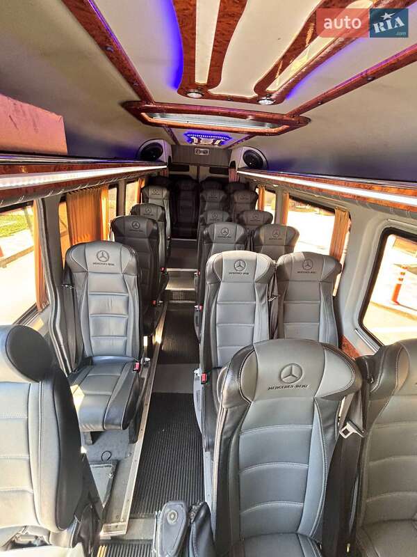 Микроавтобус Mercedes-Benz Sprinter 2011 в Киеве фото 20 Микроавтобус Mercedes-Benz Sprinter 2011 в Киеве