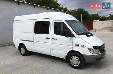 Грузопассажирский фургон Mercedes-Benz Sprinter 2000 в 