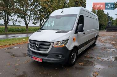 Грузовой фургон Mercedes-Benz Sprinter 2020 в 