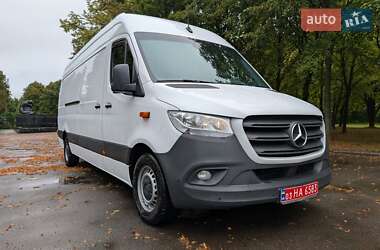 Грузовой фургон Mercedes-Benz Sprinter 2020 в 