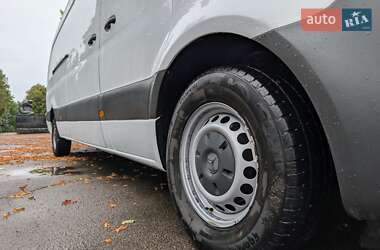 Грузовой фургон Mercedes-Benz Sprinter 2020 в 