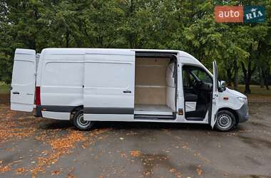 Грузовой фургон Mercedes-Benz Sprinter 2020 в 