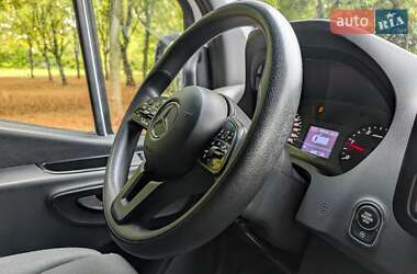 Грузовой фургон Mercedes-Benz Sprinter 2020 в 