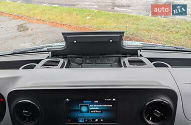 Грузовой фургон Mercedes-Benz Sprinter 2020 в 