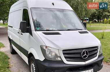 Грузовой фургон Mercedes-Benz Sprinter 2015 в 