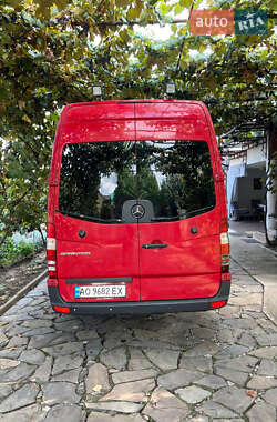 Грузовой фургон Mercedes-Benz Sprinter 2016 в 