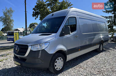 Грузовой фургон Mercedes-Benz Sprinter 2019 в 