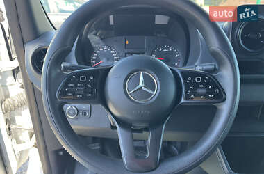 Грузовой фургон Mercedes-Benz Sprinter 2019 в 