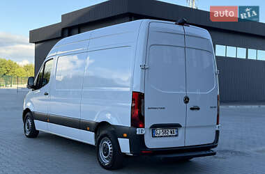 Грузовой фургон Mercedes-Benz Sprinter 2022 в 