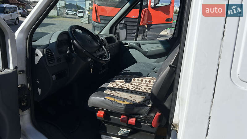 Грузовой фургон Mercedes-Benz Sprinter 2006 в Мукачево