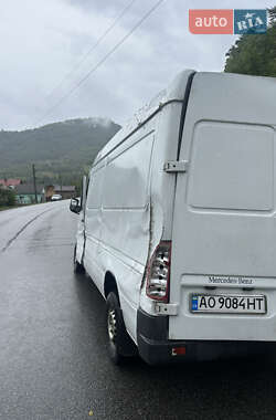 Грузовой фургон Mercedes-Benz Sprinter 2005 в 