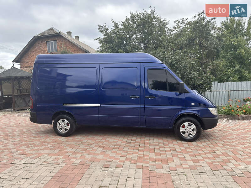 Грузовой фургон Mercedes-Benz Sprinter 2004 в Тернополе
